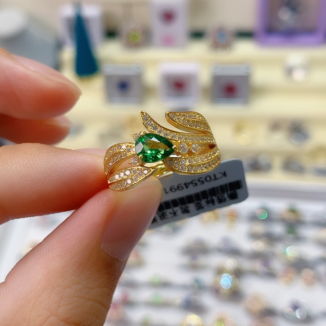 石榴石（沙弗莱）银S925镶嵌戒指