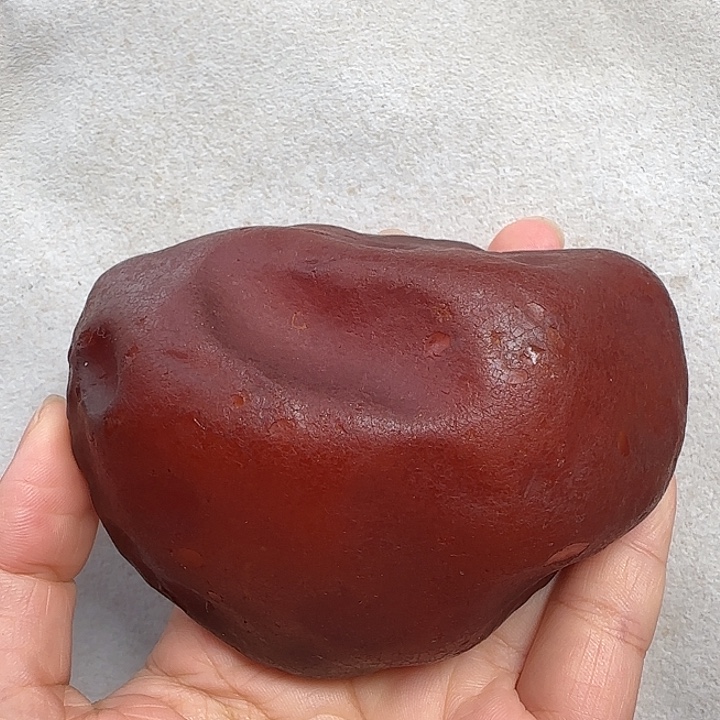 蜜蜡未镶嵌珠宝奇石