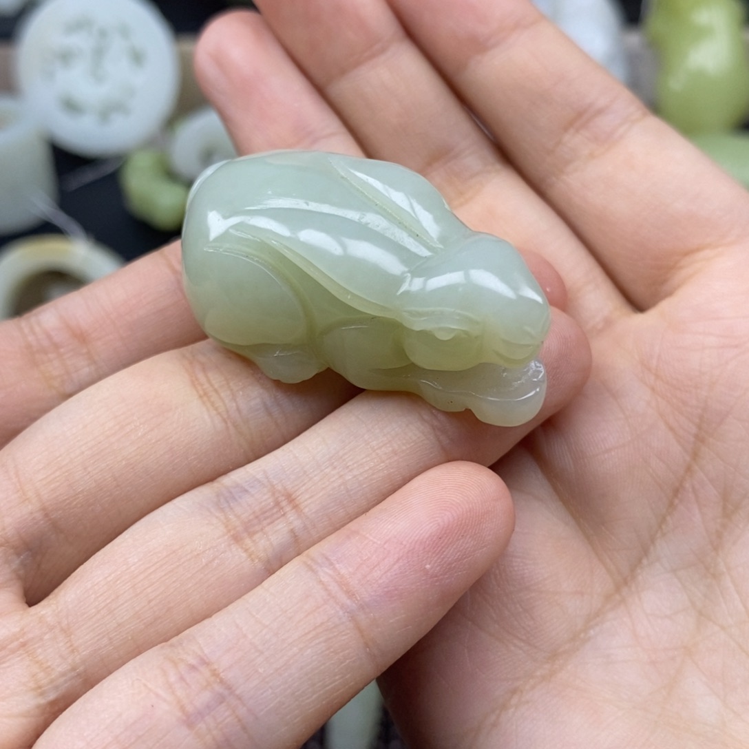 和田玉未镶嵌挂件