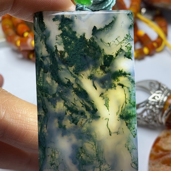 玛瑙/玉髓颈饰未镶嵌