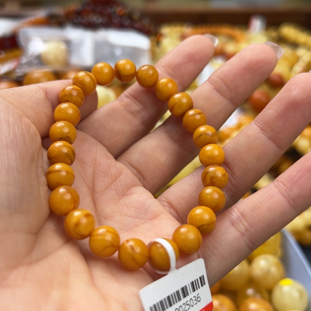 未镶嵌琥珀珠宝奇石