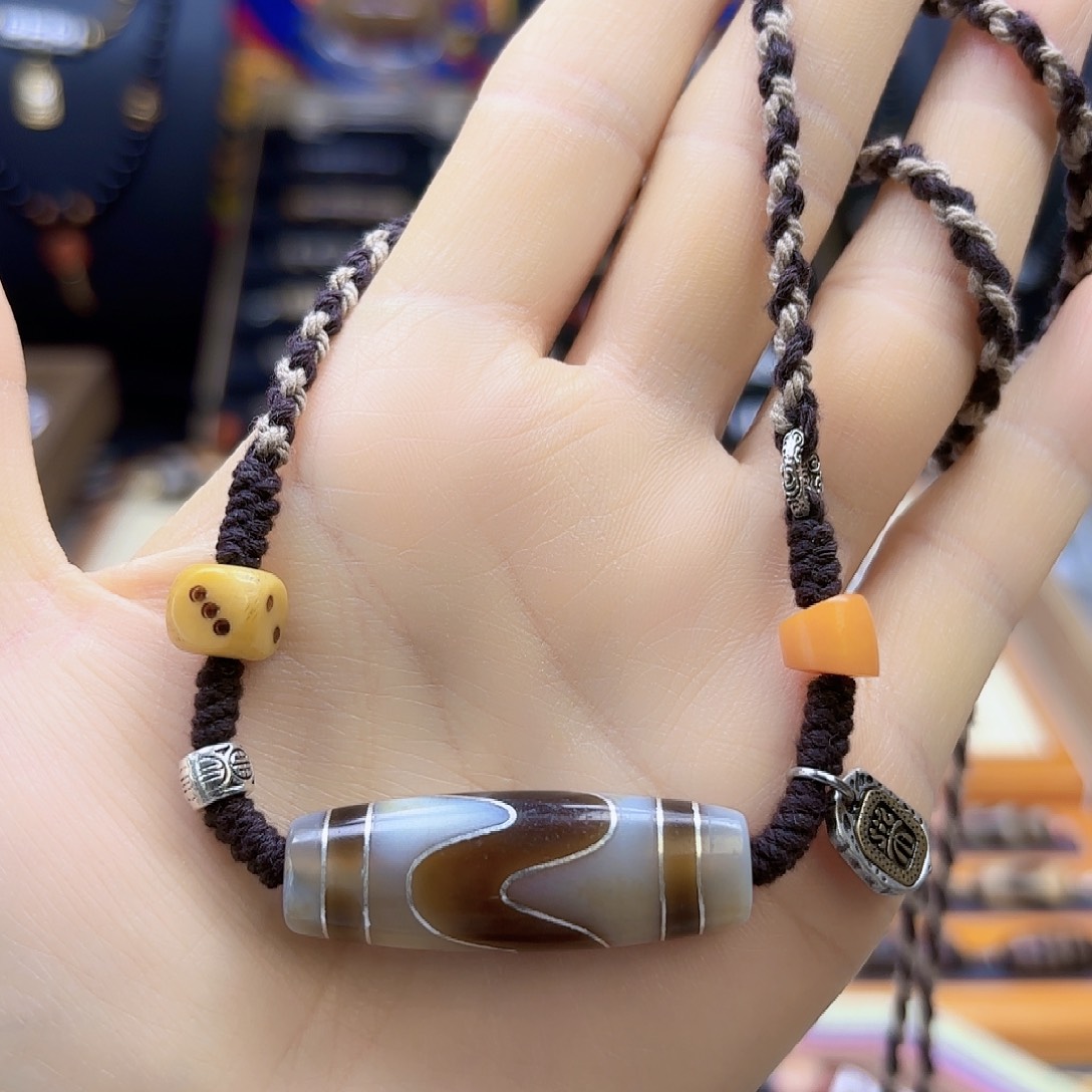 玛瑙/玉髓颈饰未镶嵌