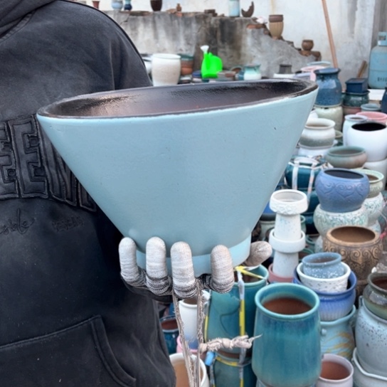 红陶口28高19瑕疵