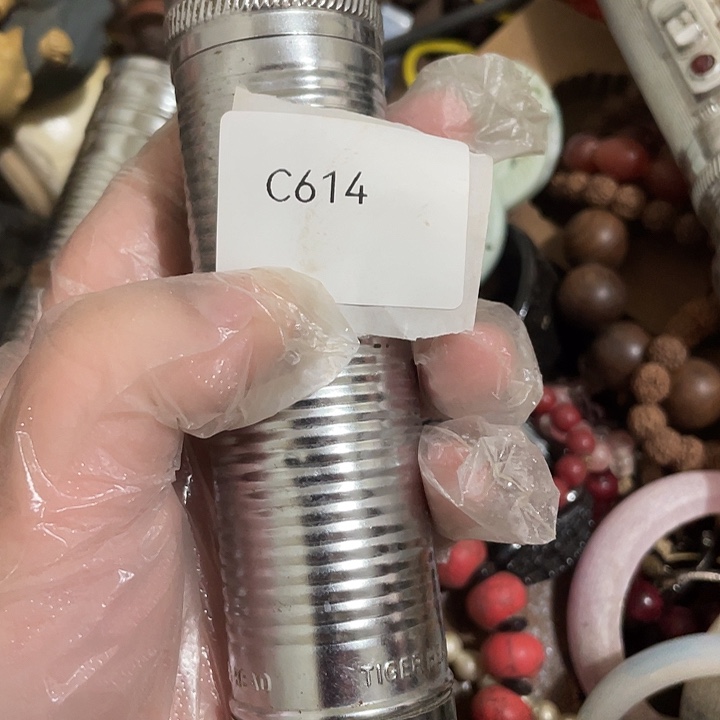 王***儿瓷片c614号工艺品