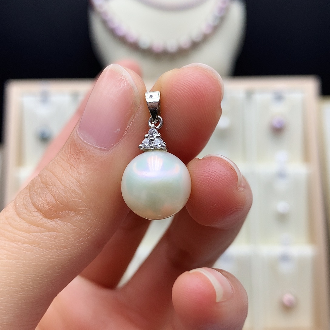 淡水珍珠吊坠(赠链)合金