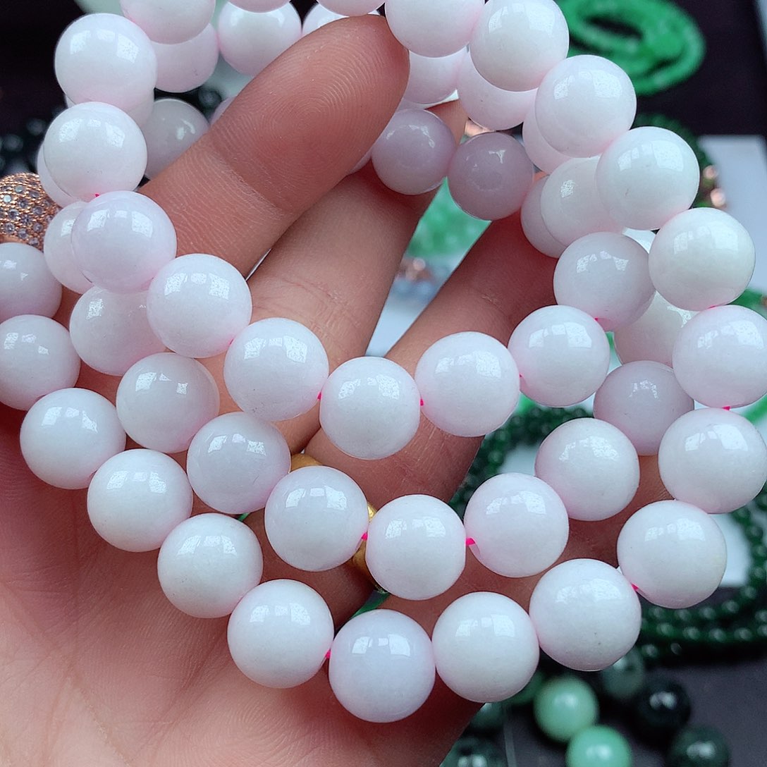 翡翠颈饰未镶嵌项链