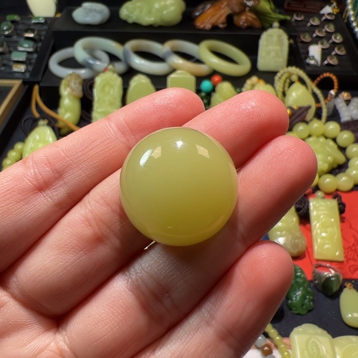 和田玉（黄玉）颈饰未镶嵌