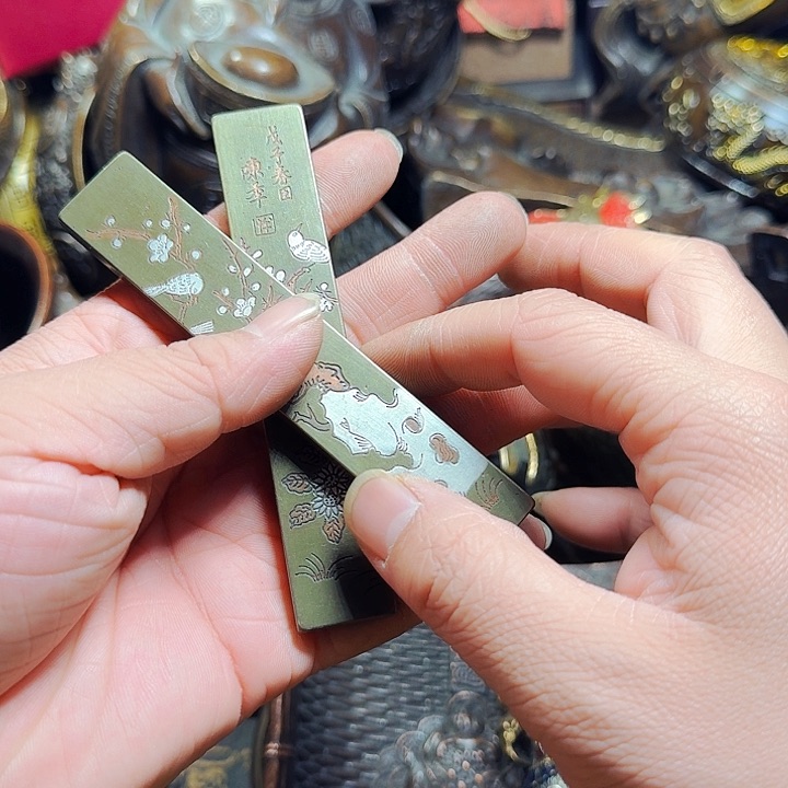 铜器摆件收收藏藏