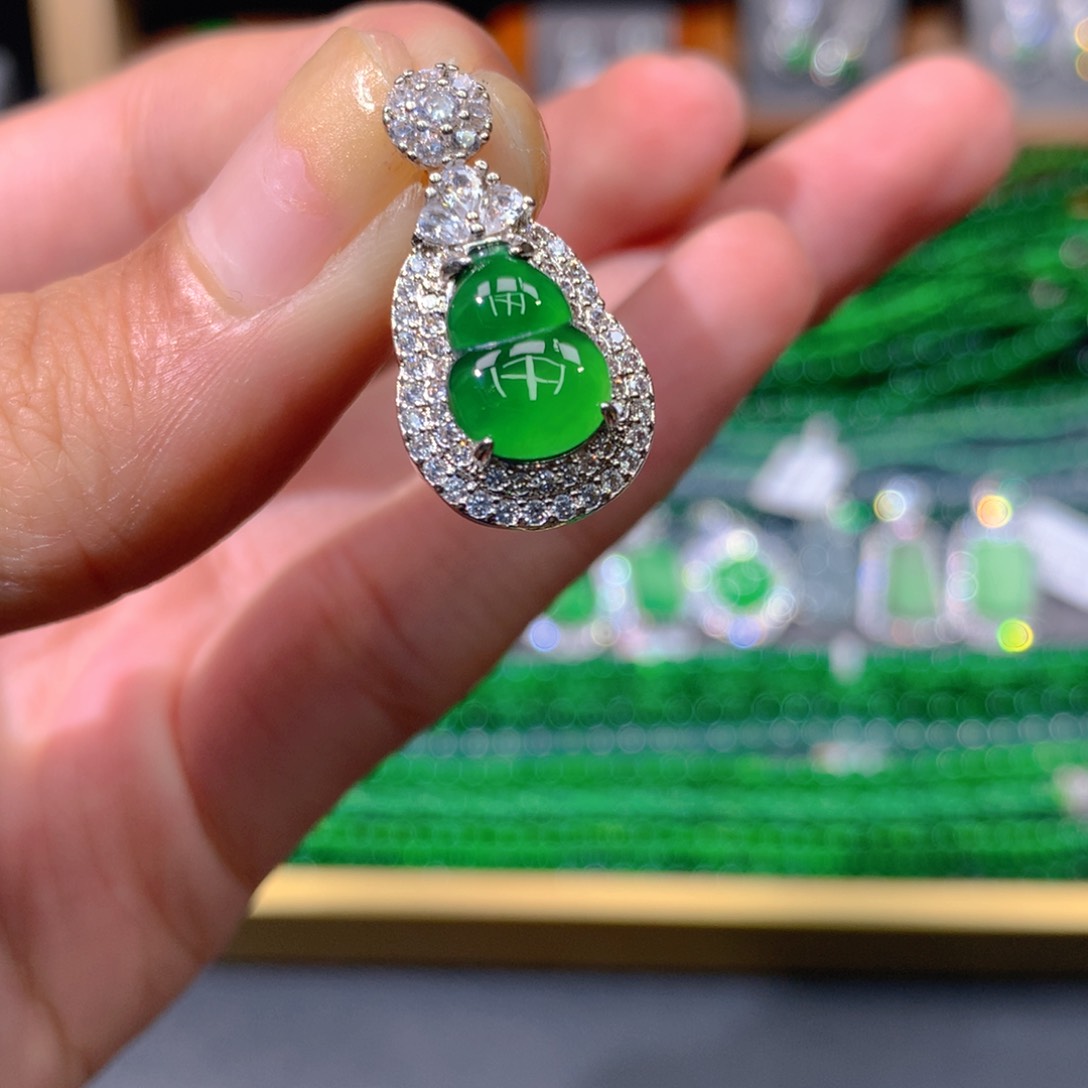 翡翠戒指未镶嵌天然翡翠