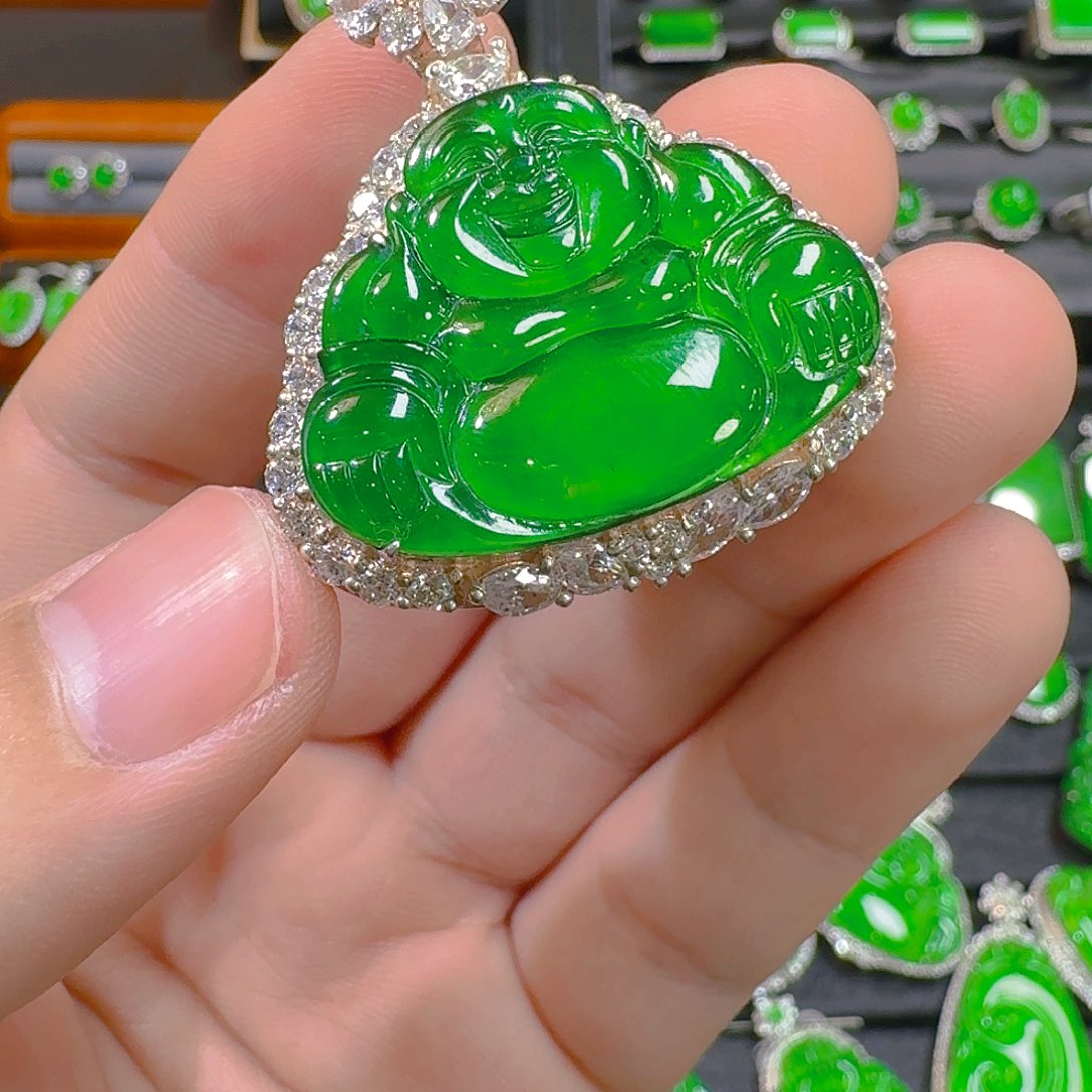 翡翠吊坠(赠链)银S925镶嵌我****翡翠