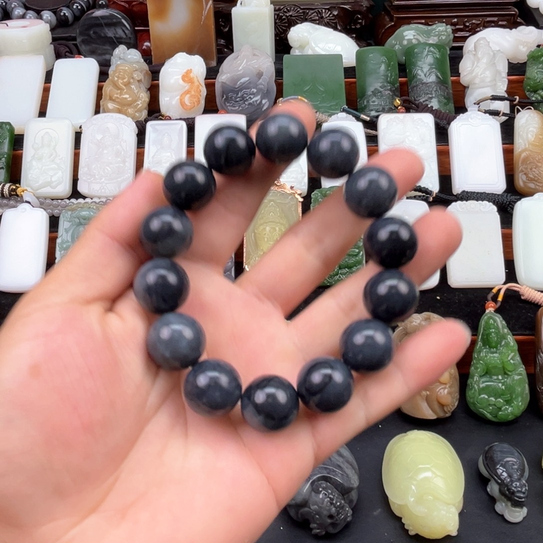 和田玉未镶嵌手链