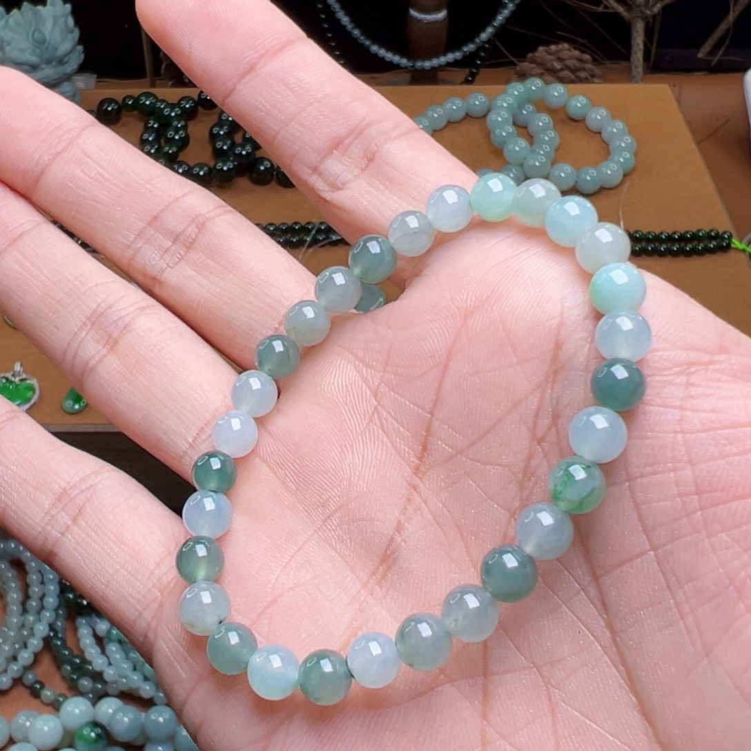 翡翠未镶嵌手串卡6mm