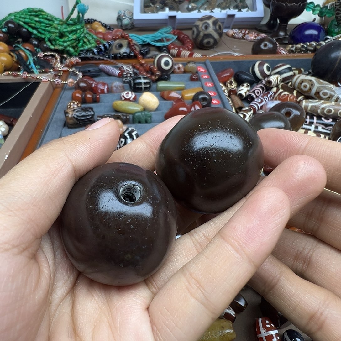 二***光玛瑙/玉髓未镶嵌珠宝半成品