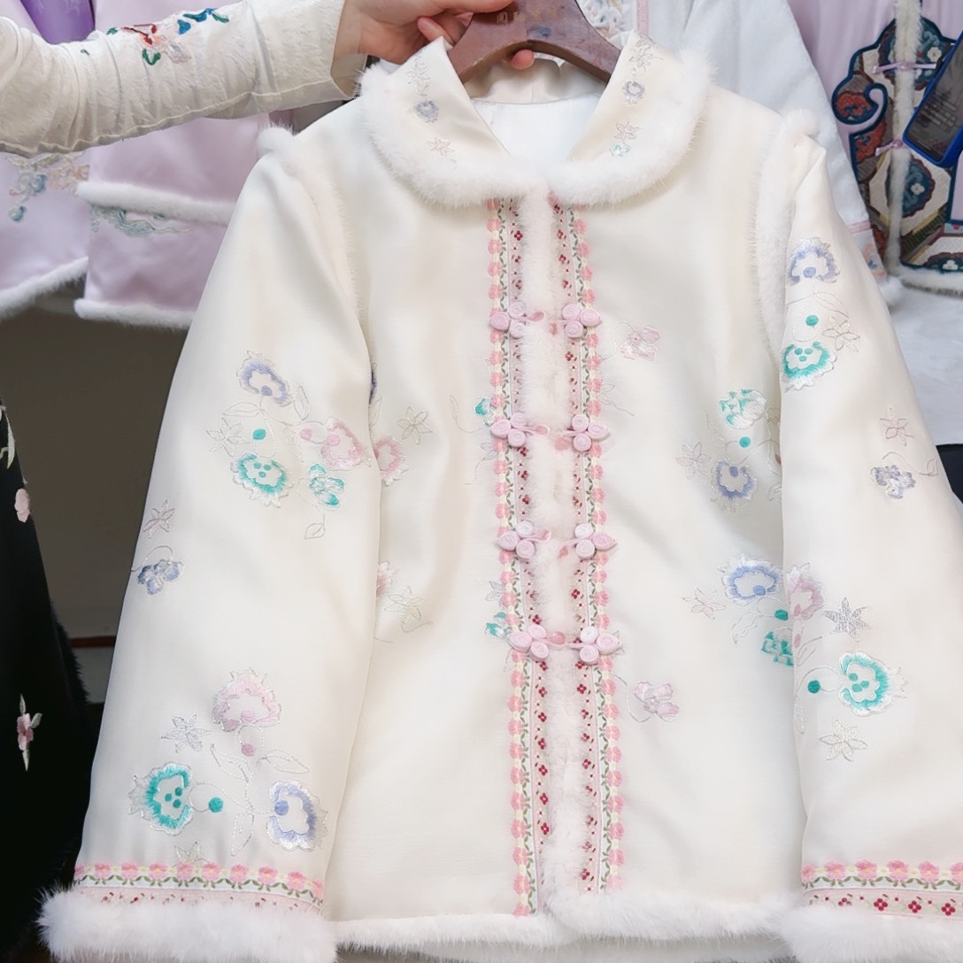 织绣真丝真丝翻领棉服