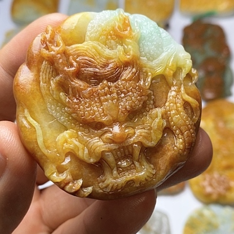 定制翡翠未镶嵌翡翠