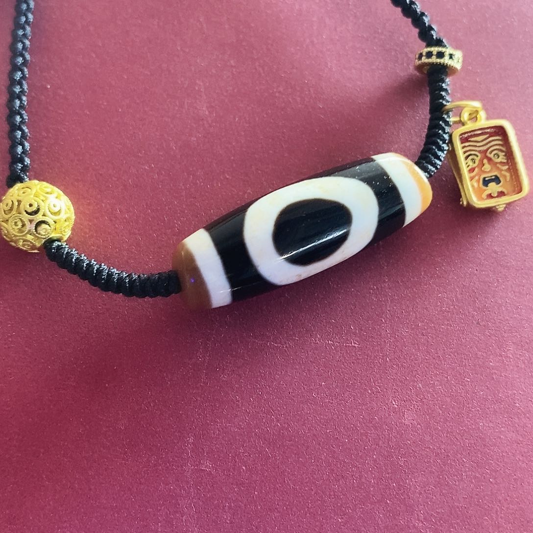 玛瑙/玉髓颈饰合金暴****龙行运天地