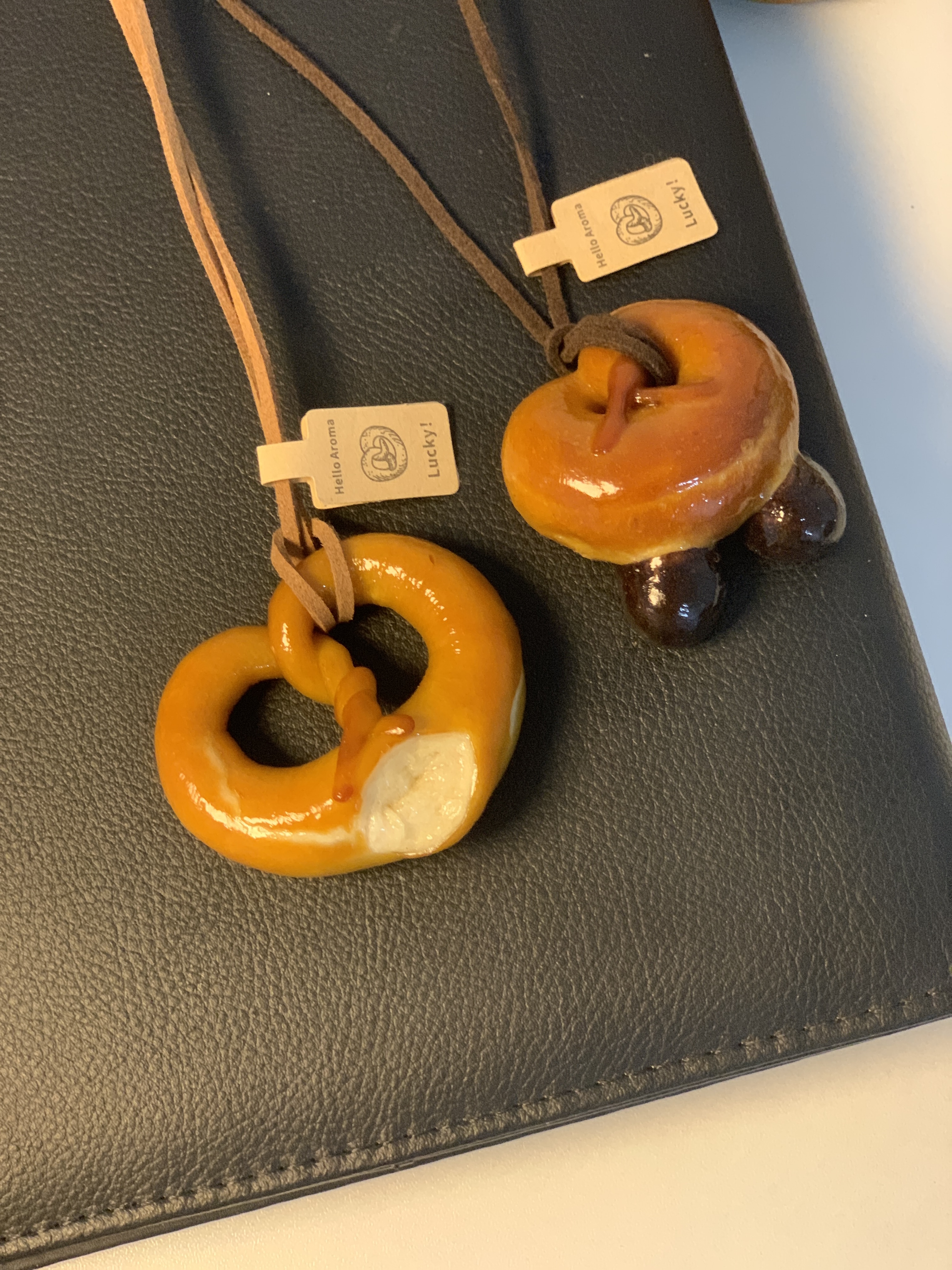 直播选款手工制品真面包挂件冰箱贴项链发夹下单请备注，默认微瑕