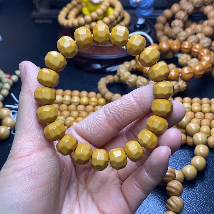 猴头核桃手串猴头