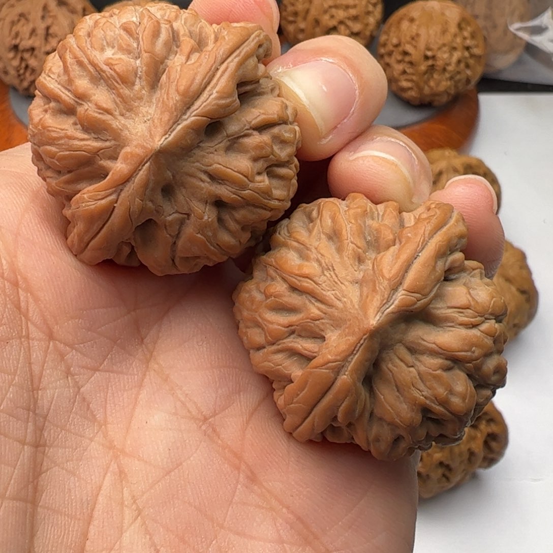 文玩核桃吊坠莲花32全品