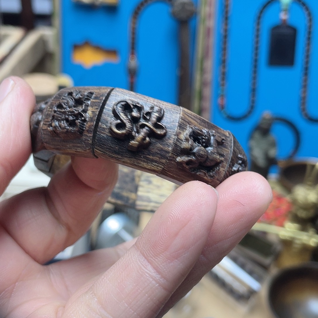 滴血莲花菩提吊坠