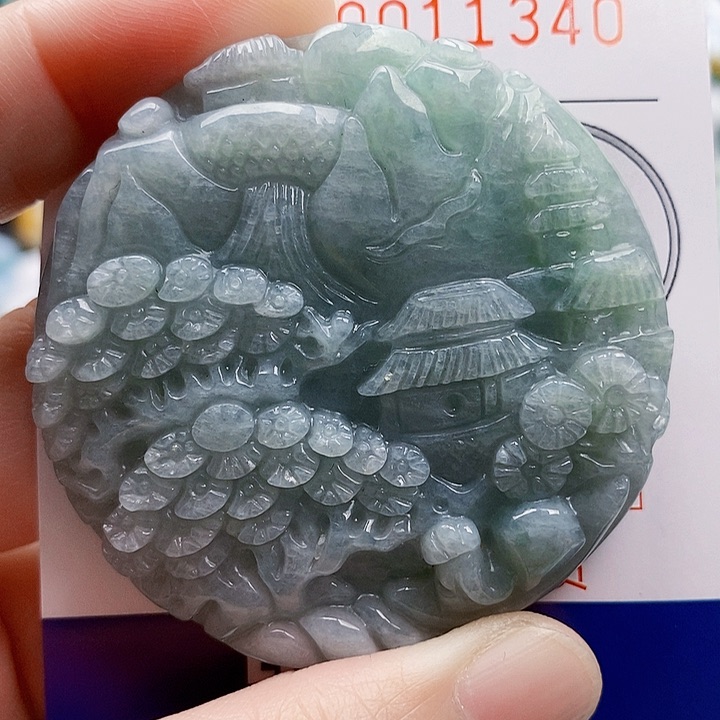 吊坠(不含链)未镶嵌翡翠