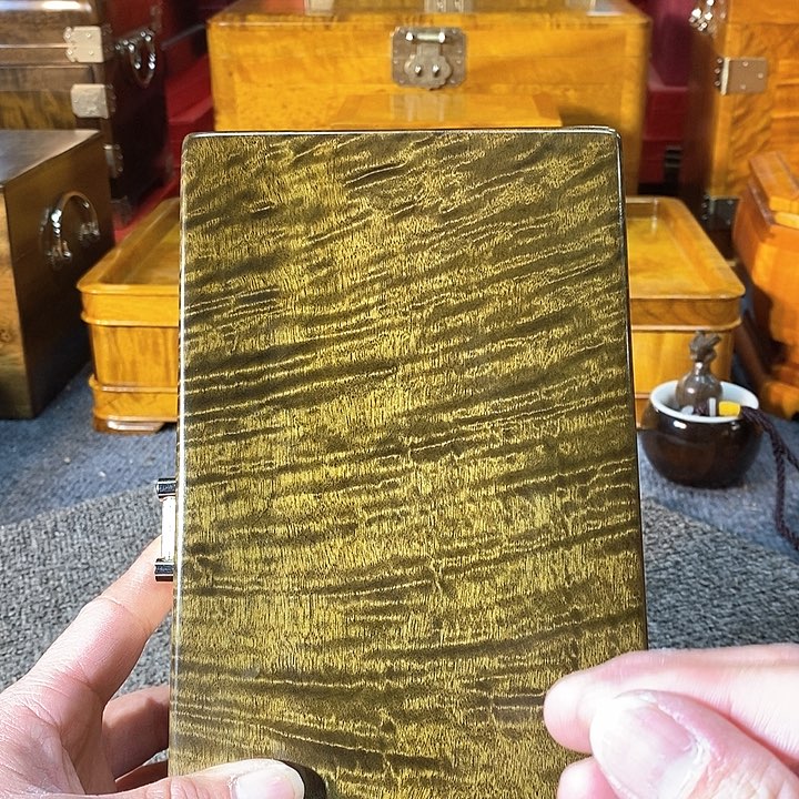 金丝楠阴沉木首饰盒