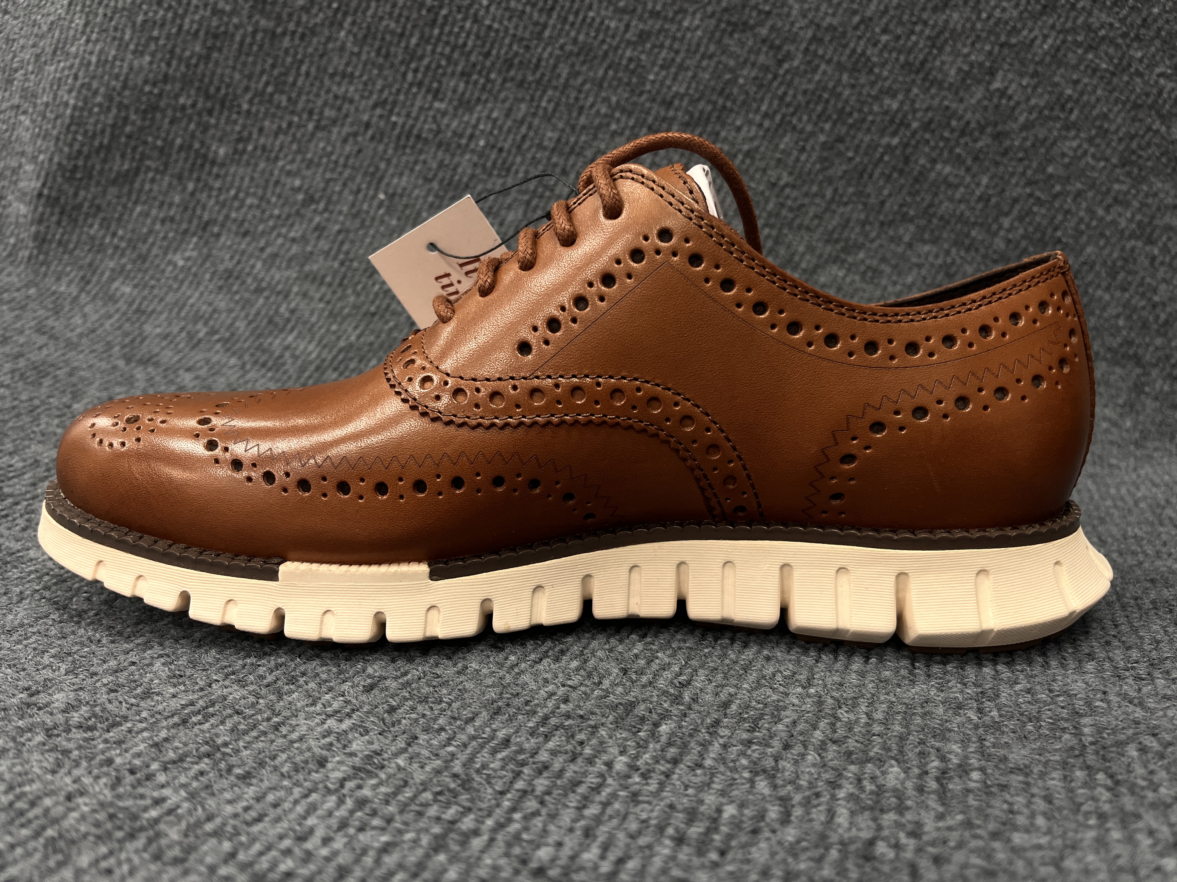 默认微瑕-CH(M运动码)男款ZG重制版全皮布洛克雕花休闲鞋C39602