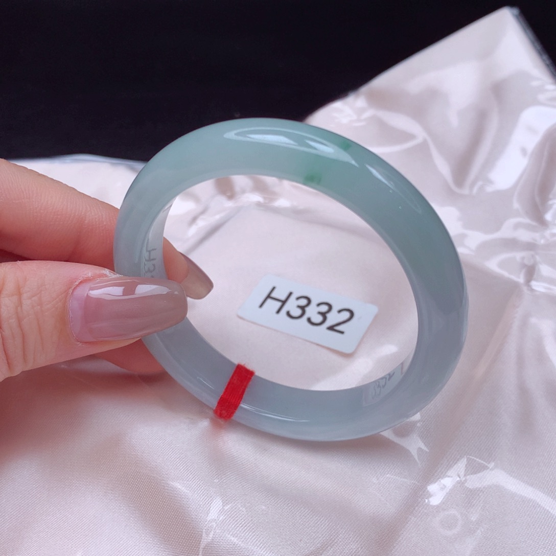 翡翠手镯未镶嵌手镯51