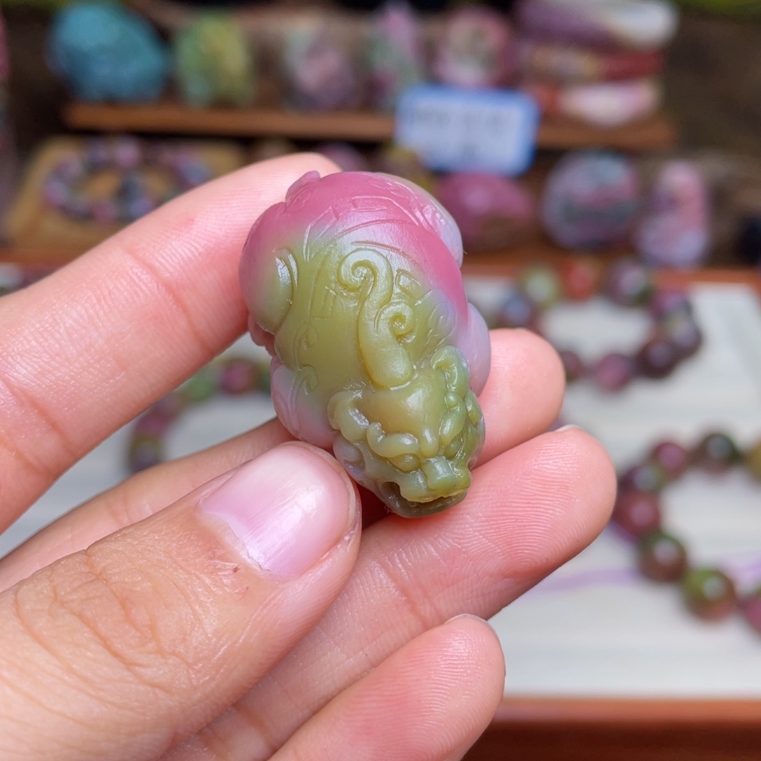 玛瑙/玉髓珠宝半成品未镶嵌抛****驰盐源玛瑙