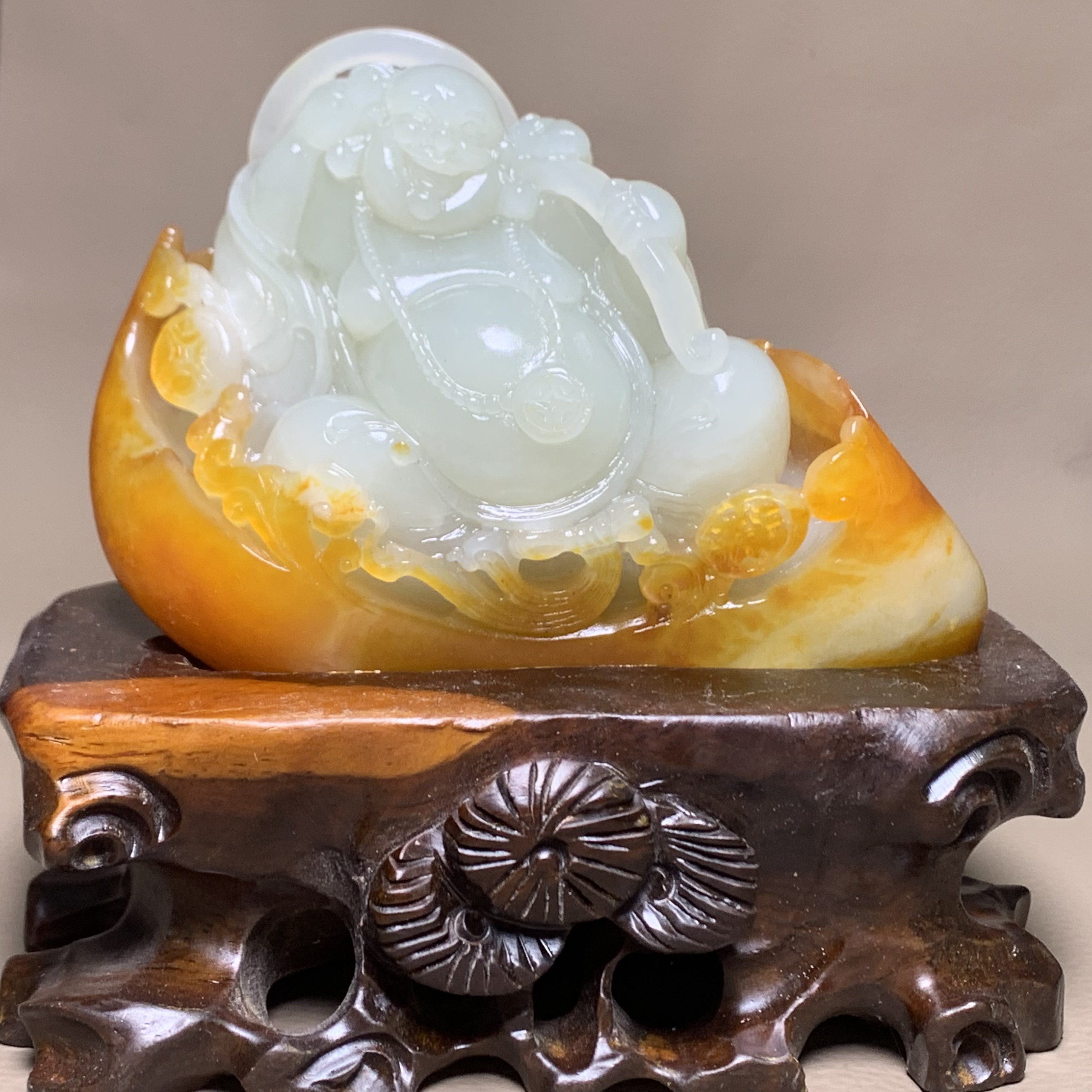 D614海川拍卖和田玉摆件