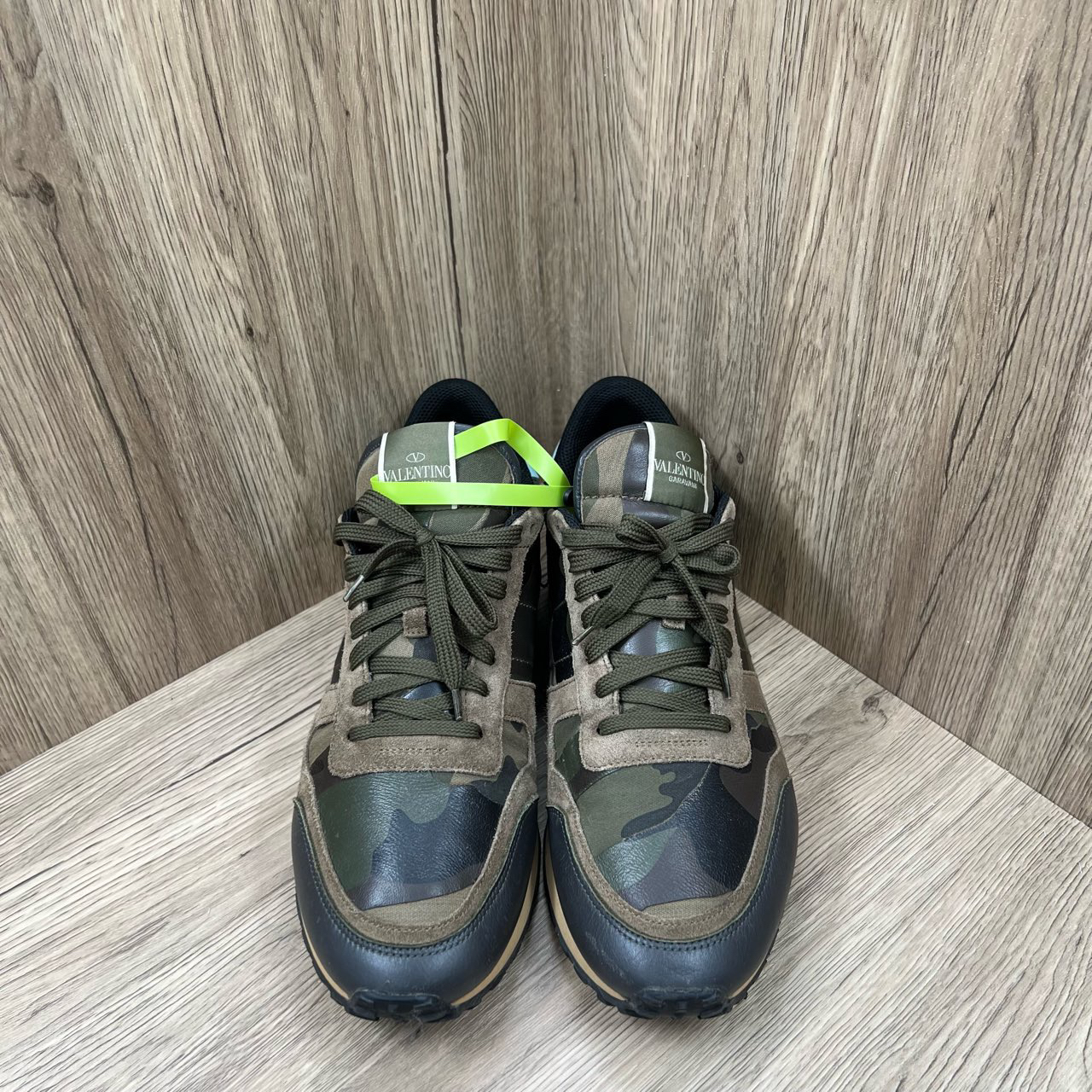95新 Valentino/华伦天奴 绿色迷彩运动鞋 45码/95新/7000/无配件