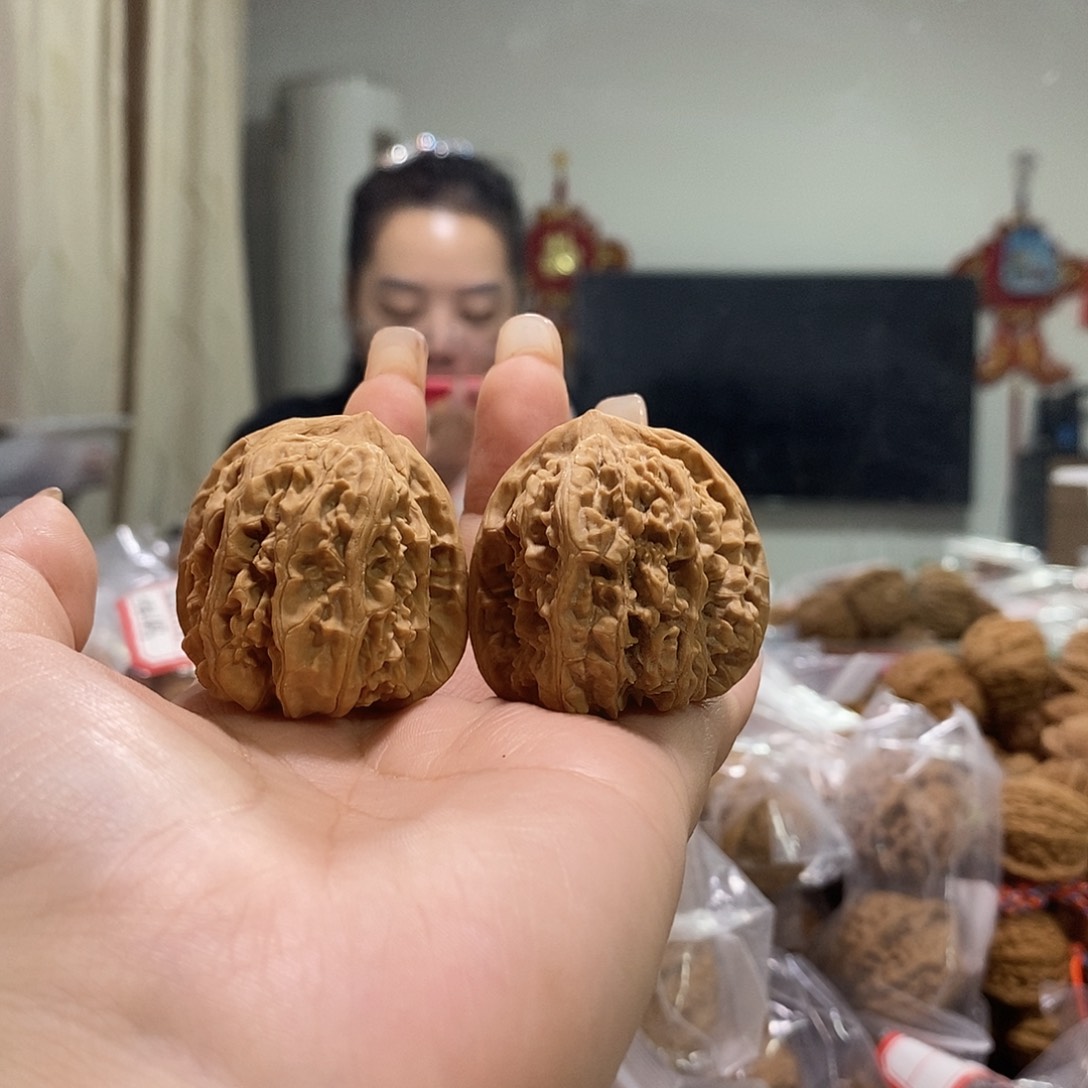 把件文玩核桃37梨木台