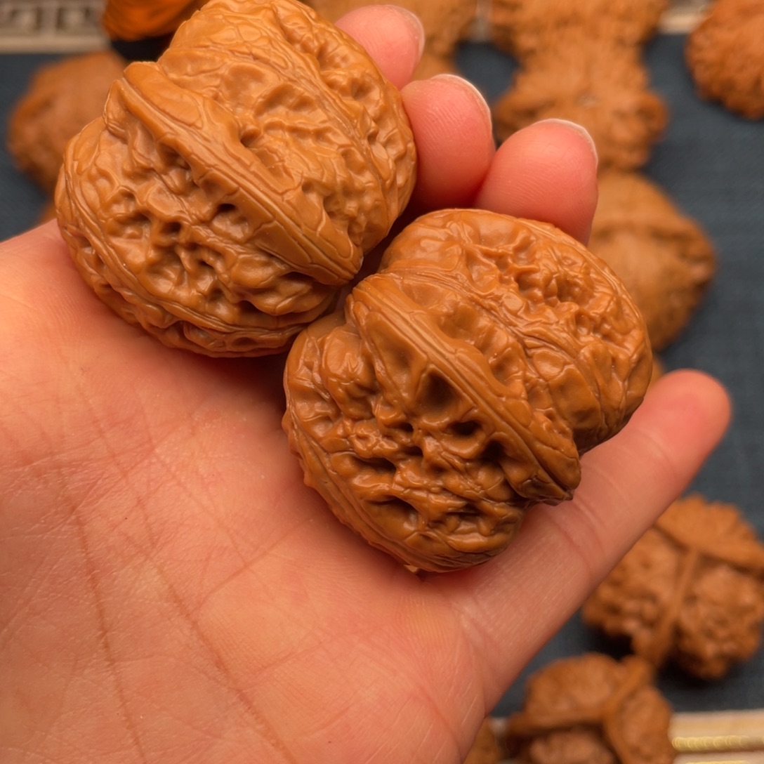 把件文玩核桃40元宝放漏