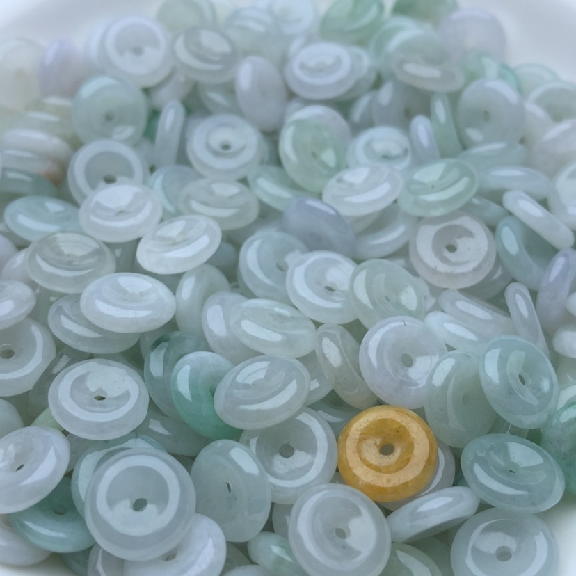 【闪购商品】翡翠手链未镶嵌卡9平安扣20颗