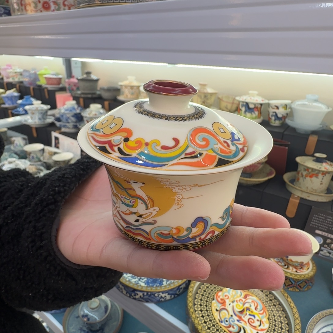 峥***稠当代艺术家辞典等多