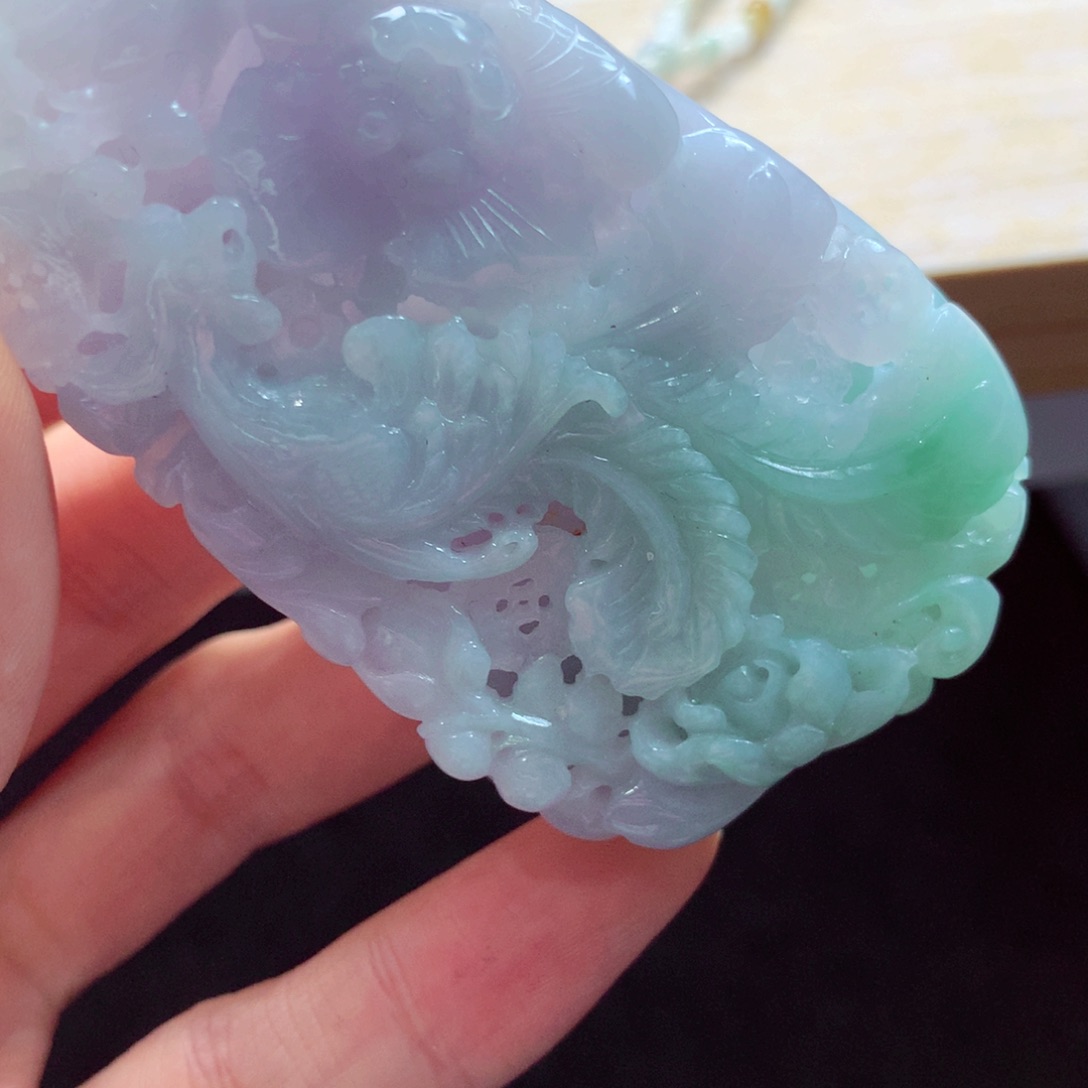 翡翠未镶嵌颈饰吊坠