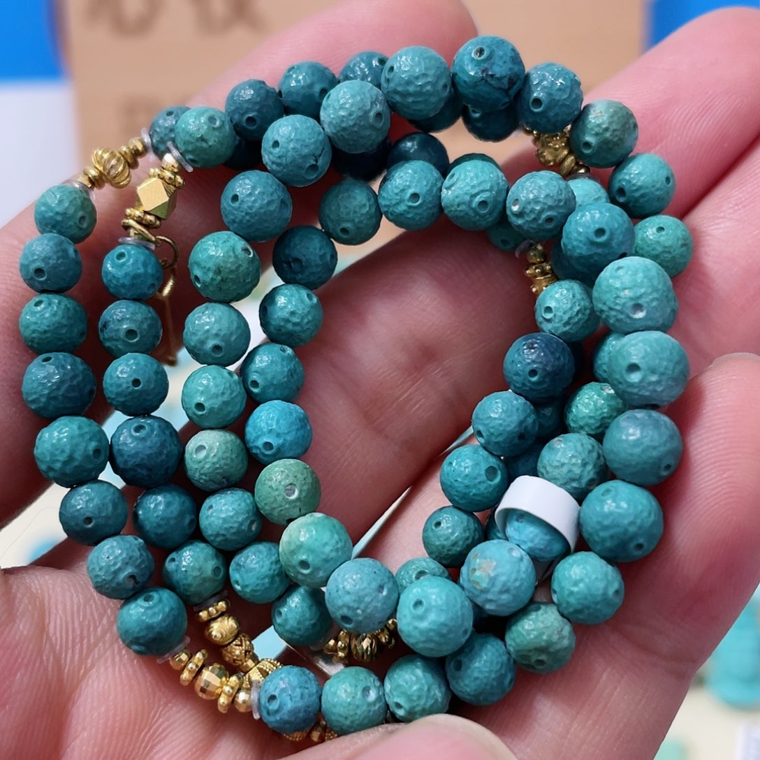 绿松石珠宝奇石18K金镶嵌冰***浓