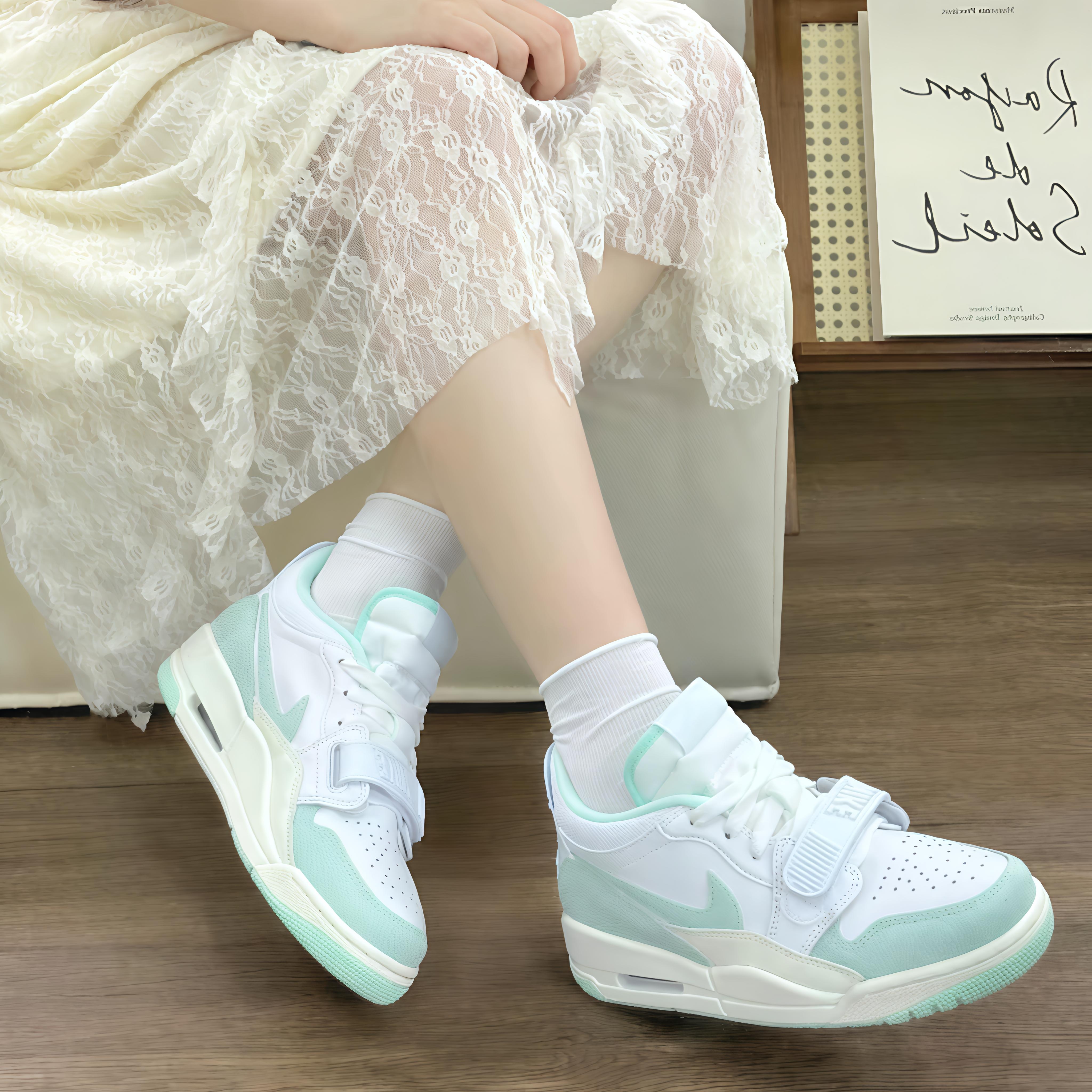 NIKE/耐克薄荷奶绿AJ312 女款清新板鞋 舒适百搭篮球鞋 FQ7827103
