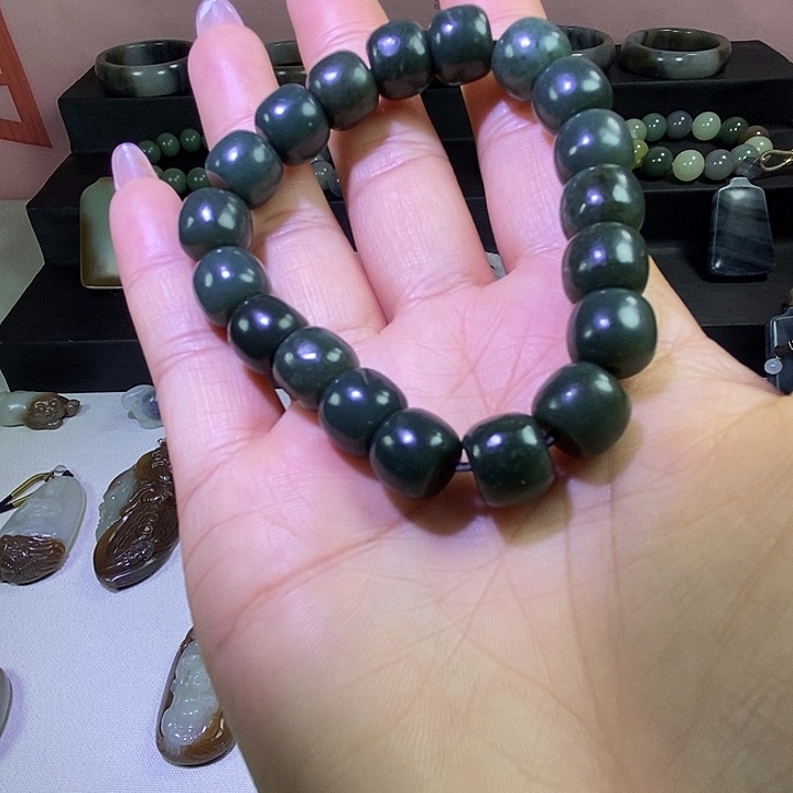 和田玉未镶嵌手链和田玉卡12有结构