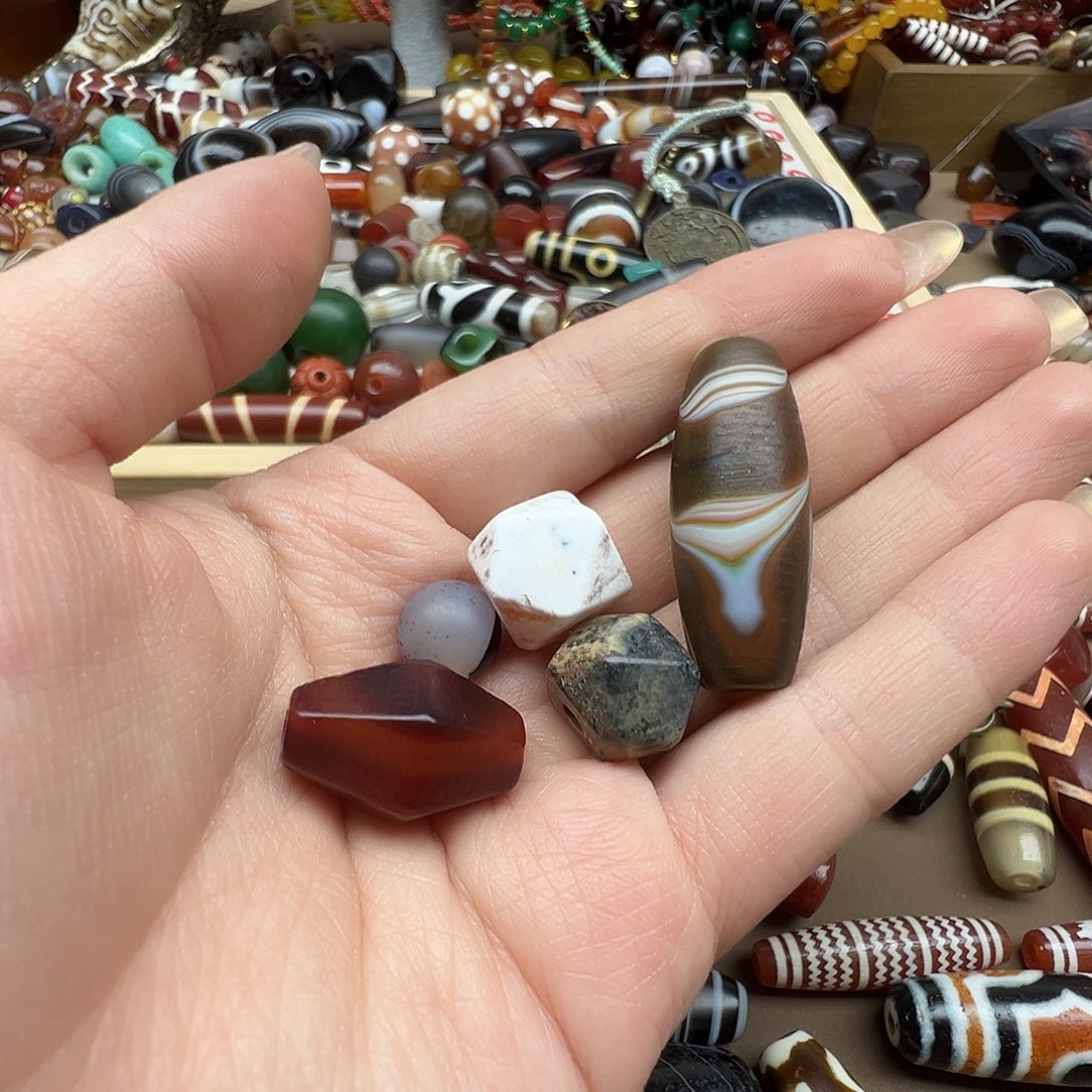 玛瑙/玉髓未镶嵌珠宝半成品