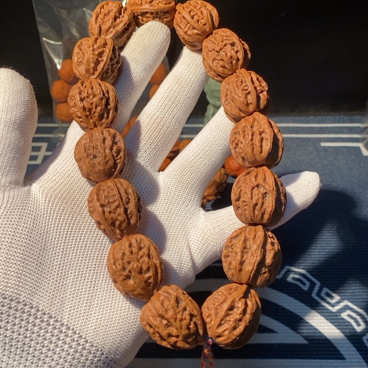文玩核桃手串……11