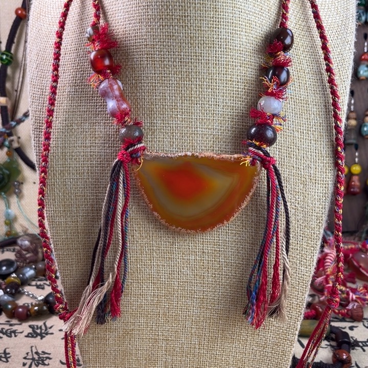 玛瑙/玉髓未镶嵌颈饰