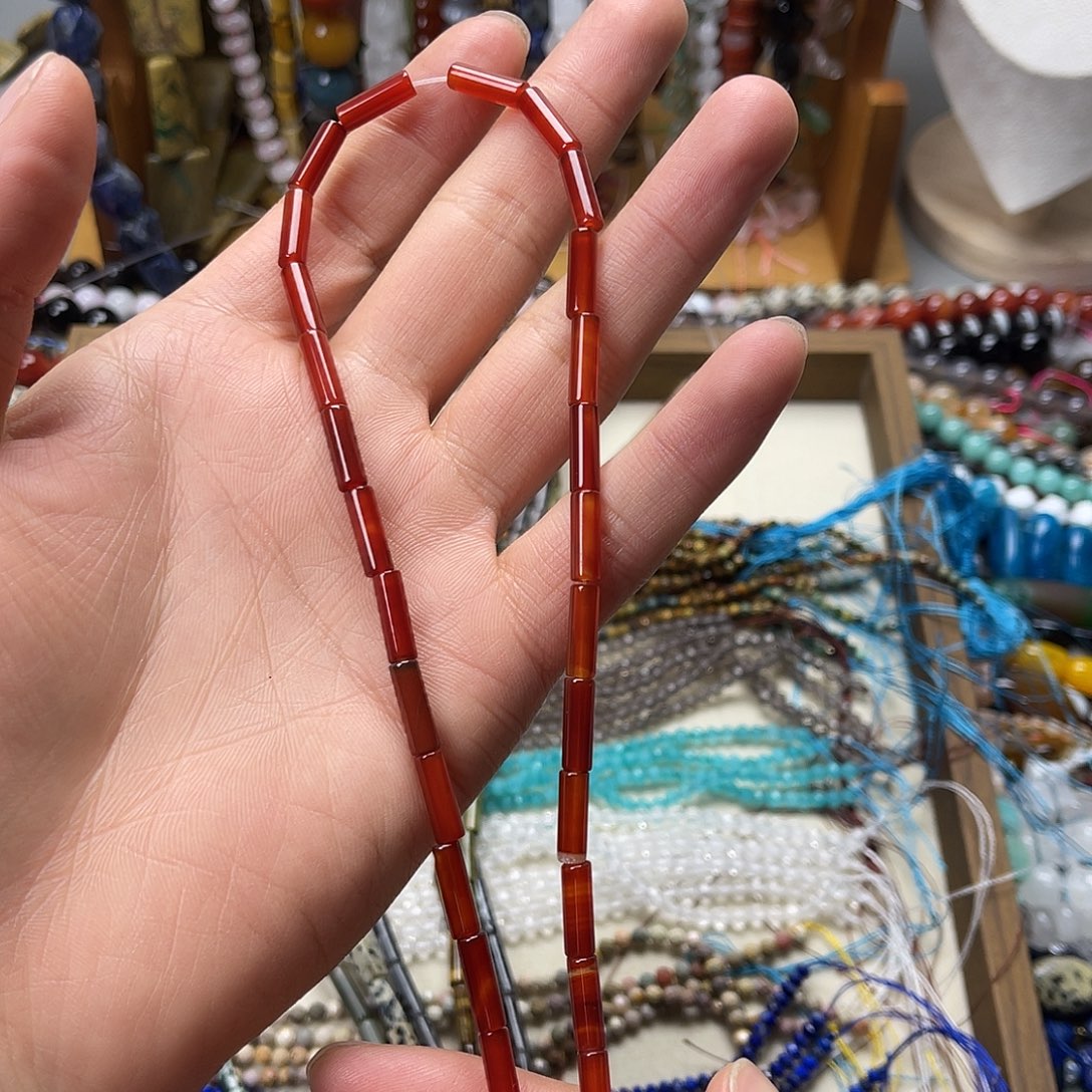 玛瑙/玉髓未镶嵌珠宝半成品卡4红玛圆管一条