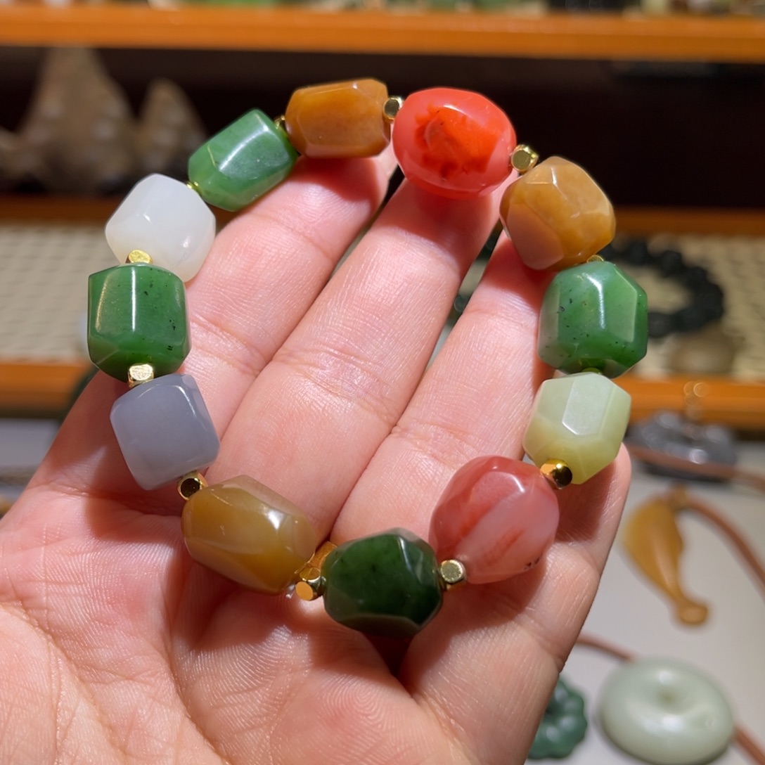 和田玉未镶嵌手链