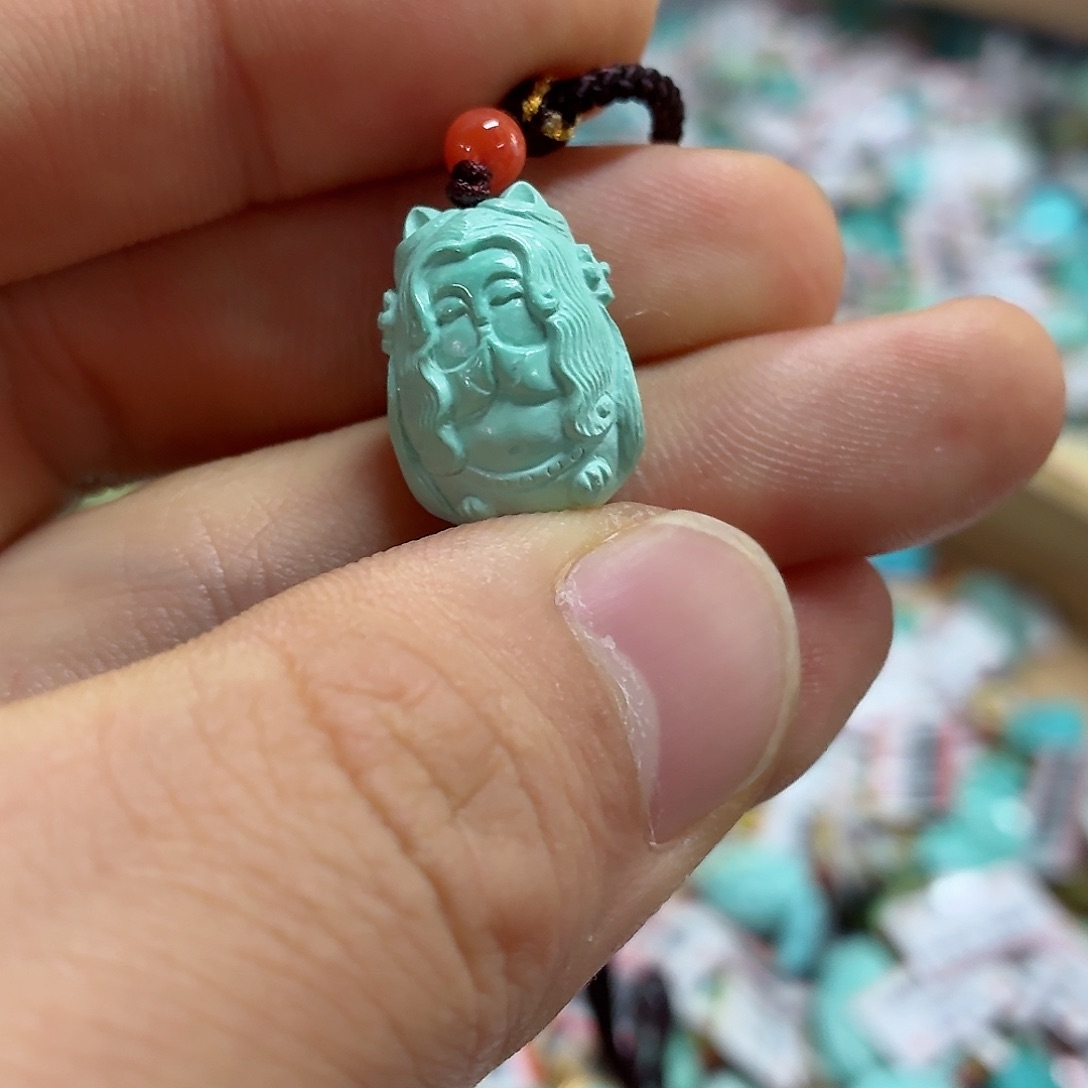 未镶嵌绿松石珠宝奇石