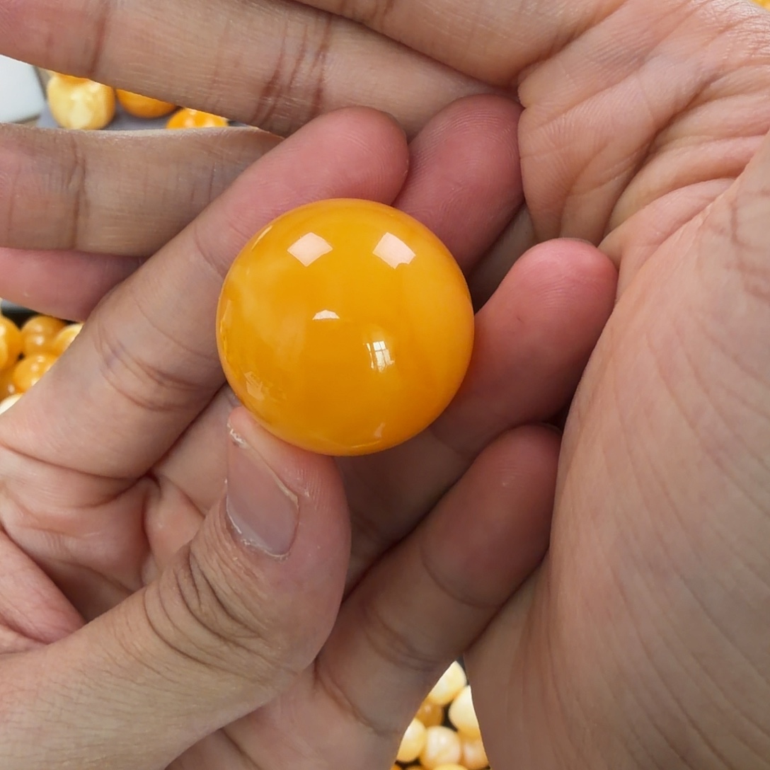 琥珀未镶嵌珠宝奇石27.6mm
