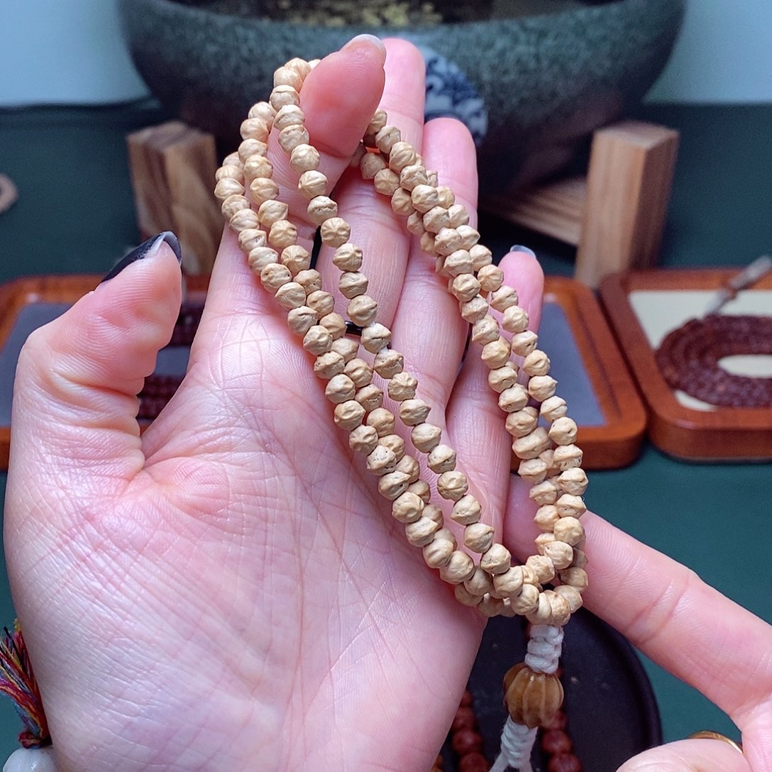 柏香籽/百香籽吊坠225