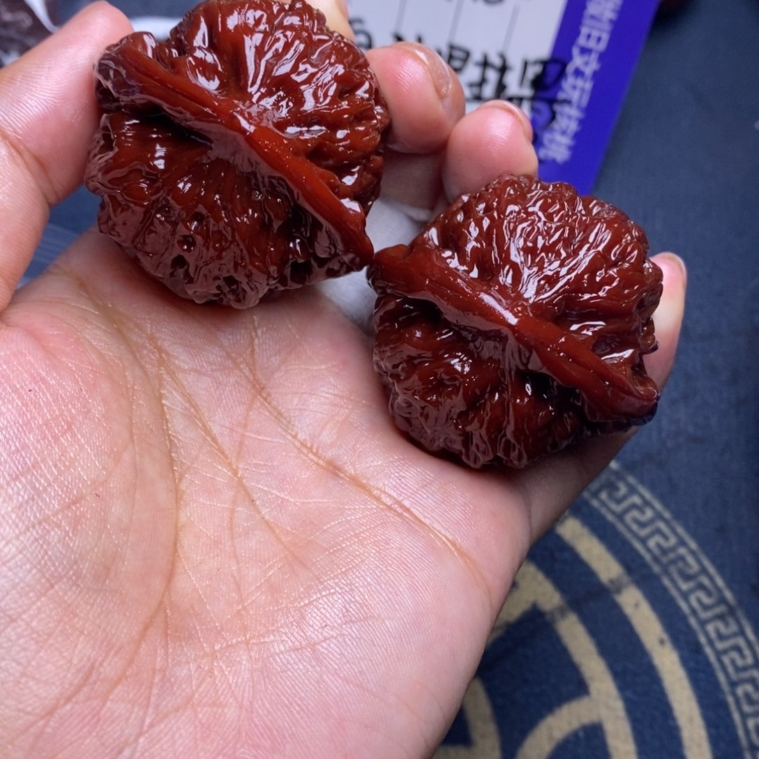 文玩核桃吊坠皇家正圆 45