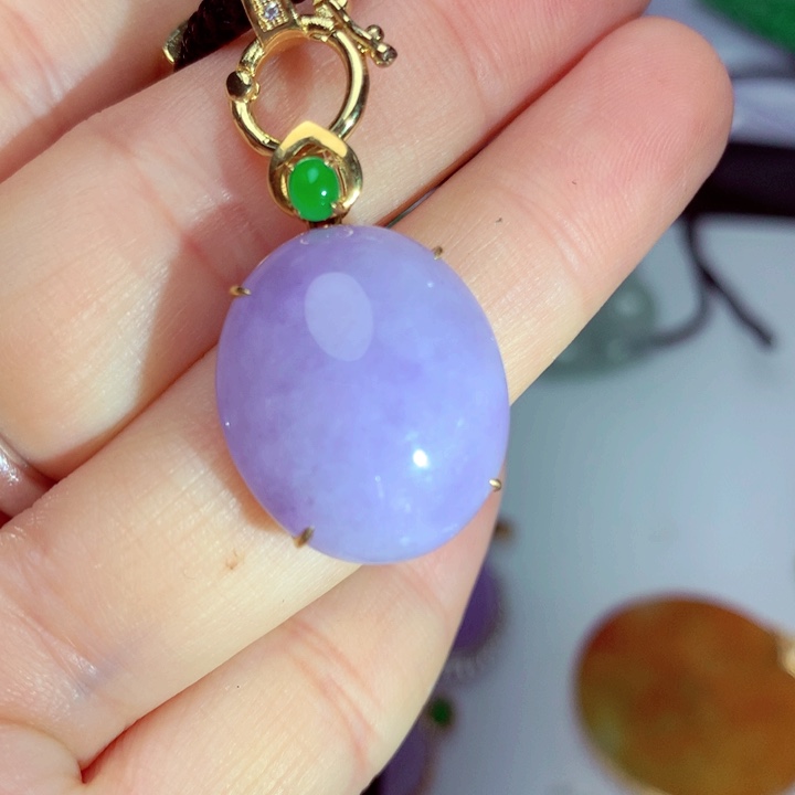 翡翠吊坠(不含链)18K金镶嵌