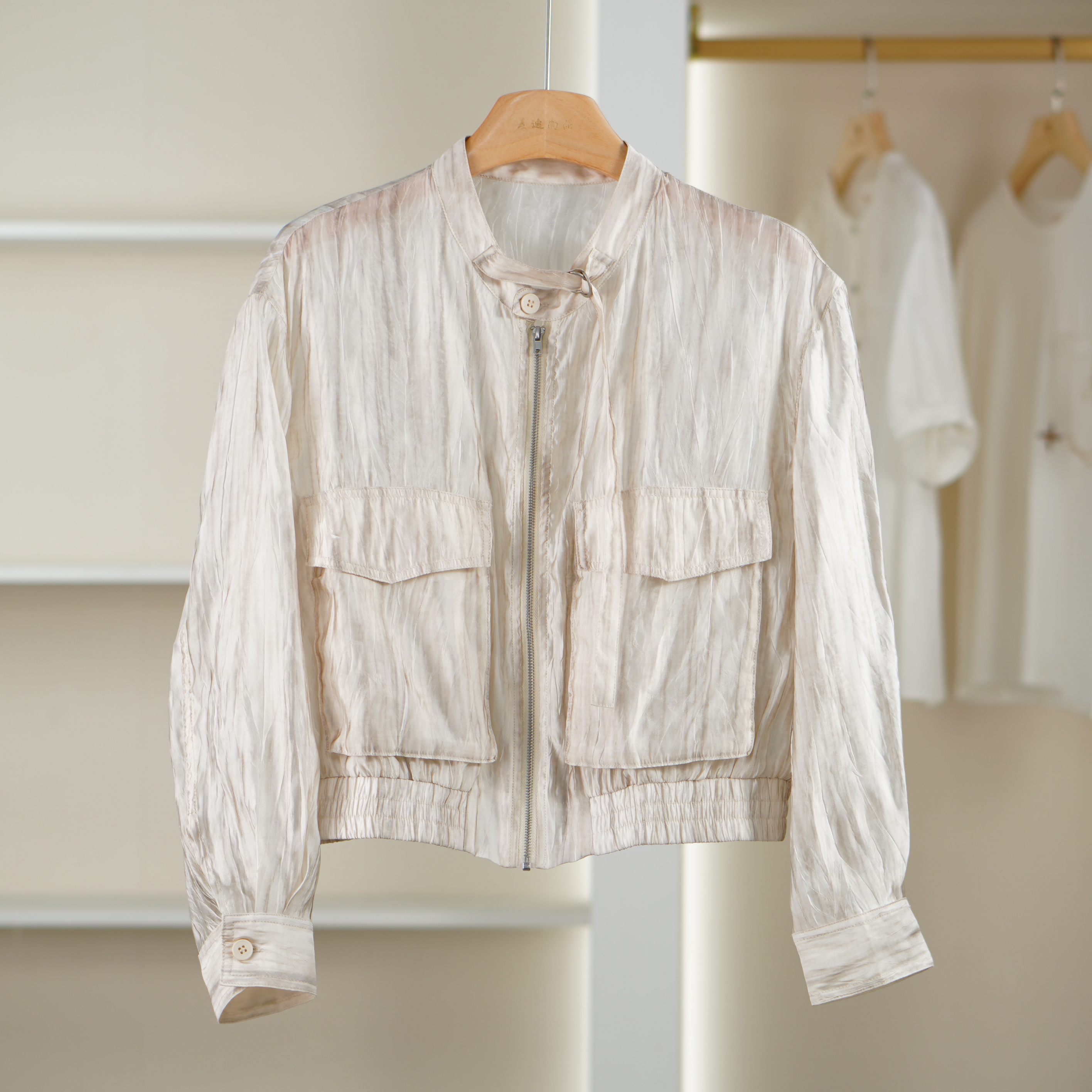 麦迪尚品【夕Y】50909531 春季简约轻薄防晒薄款短外套品牌女装